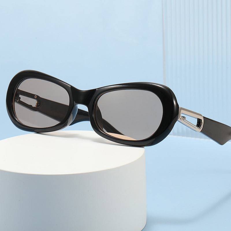 Oval Retro Sunglasses