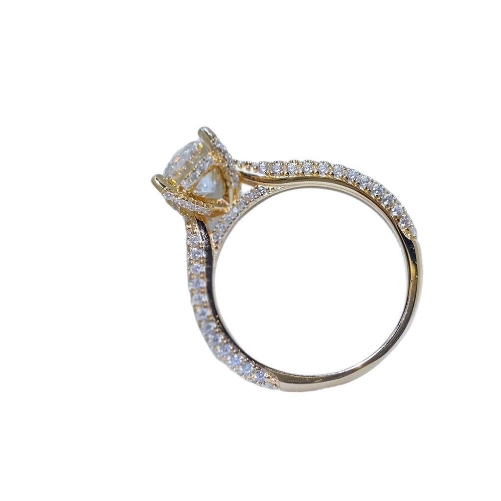 Moissanite Diamond Ring